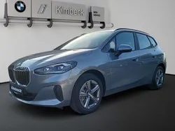 Skyscraper grau metallic Gebraucht 2024 BMW 220 Active Tourer Efficient Dynamics Van / Kleinbus | 31.980 € (Fairer Preis)