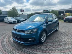 Blau Gebraucht 2016 VW Polo Highline Limousine | 14.900 € (Fairer Preis)