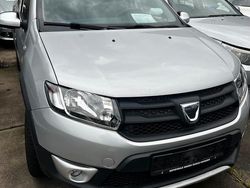 Silber Gebraucht 2016 Dacia Sandero Stepway SUV | 8.799 €