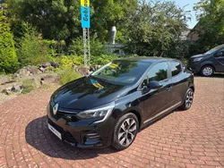 Gebraucht 2023 Renault Clio V Evolution Limousine | 15.995 € (Fairer Preis)