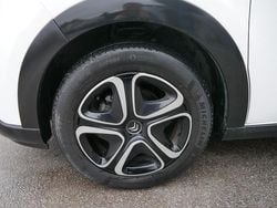Weiß/dach schwarz weiß/dach schwarz Gebraucht 2022 Citroën C3 PureTech Kleinwagen | 11.837 € (Guter Preis)