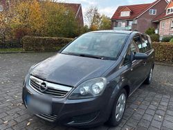 Grau Gebraucht 2009 Opel Zafira Family Van | 3.500 €
