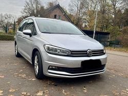 Silber Gebraucht 2019 VW Touran Comfortline Van / Kleinbus | 16.500 € (Guter Preis)