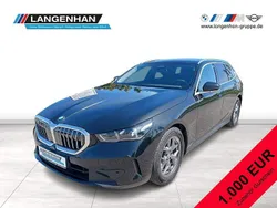 Schwarz Gebraucht 2024 BMW 520 Sport Line Kombi | 49.738 € (Superpreis)