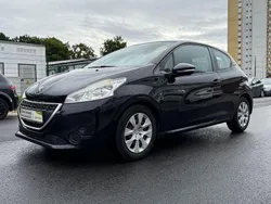 Schwarz Gebraucht 2012 Peugeot 208 Access Kleinwagen | 4.790 € (Etwas zu teuer)