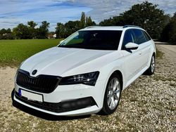 Weiß Gebraucht 2019 Skoda Superb Kombi | 27.600 € (Etwas zu teuer)