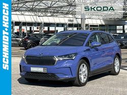 Blau Gebraucht 2021 Skoda Enyaq iV Loft SUV | 24.980 € (Guter Preis)