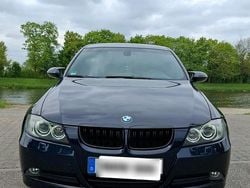 Blau Gebraucht 2008 BMW 320 Limousine | 7.999 € (Etwas zu teuer)