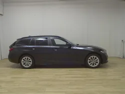 Schwarz Gebraucht 2022 BMW 320 Advantage Kombi | 23.480 € (Guter Preis)