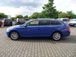 Blau Gebraucht 2020 Skoda Superb Style Kombi | 18.300 € (Fairer Preis)