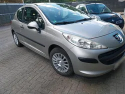 Silber Gebraucht 2008 Peugeot 207 Kleinwagen | 3.095 € (Fairer Preis)