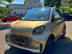 Gold Gebraucht 2022 Smart ForTwo Electric Drive Exclusive Kleinwagen | 15.000 € (Etwas zu teuer)