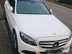 Weiß Gebraucht 2016 Mercedes C300e Kombi | 16.900 € (Guter Preis)
