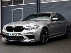 Donington gray metallic (c28) Gebraucht 2019 BMW M5 Performance Limousine | 55.950 € (Superpreis)