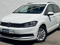 Pure white Gebraucht 2017 VW Touran Comfortline Van / Kleinbus | 17.695 € (Etwas zu teuer)