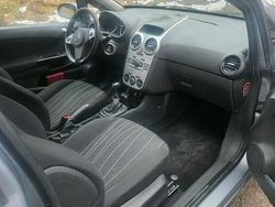 Grau Gebraucht 2008 Opel Corsa Coupé | 3.200 € (Fairer Preis)