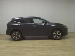 Schwarz Gebraucht 2024 Nissan Qashqai N-Connecta SUV | 20.480 €