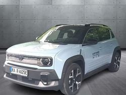Blau Gebraucht 2025 Renault 4 E-Tech Komfort SUV | 33.990 € (Guter Preis)