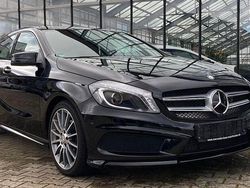 Kosmosschwarz Gebraucht 2014 Mercedes A180 Sportline Limousine | 15.680 € (Etwas zu teuer)