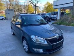 Grau Gebraucht 2012 Skoda Fabia Kombi | 2.800 € (Superpreis)