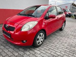 Rot Gebraucht 2007 Toyota Yaris Sol Limousine | 1.299 € (Fairer Preis)