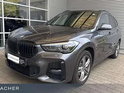 Mineralgrau metallic Gebraucht 2022 BMW X1 M Sport SUV | 27.349 € (Fairer Preis)