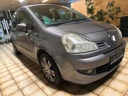 Grau Gebraucht 2012 Renault Grand Modus Van / Kleinbus | 2.890 € (Guter Preis)
