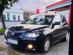 Schwarz Gebraucht 2007 Mazda 3 Kleinwagen | 1.250 €