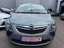 Silber Gebraucht 2014 Opel Zafira Tourer Edition Van / Kleinbus | 12.490 € (Etwas zu teuer)