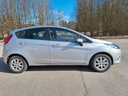 Silber Gebraucht 2012 Ford Fiesta Champions Edition Kleinwagen | 3.400 € (Guter Preis)
