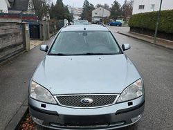 Silber Gebraucht 2004 Ford Mondeo Kombi | 290 € (Superpreis)