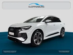 Weiß Gebraucht 2021 Audi Q4 e-tron Comfort SUV | 27.790 €