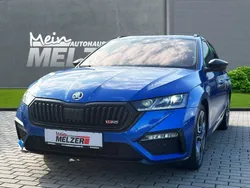 Raceblau met. Gebraucht 2023 Skoda Octavia RS Kombi | 38.980 € (Teuer)