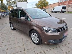 Braun Gebraucht 2014 VW Touran Cup Van / Kleinbus | 10.450 € (Fairer Preis)