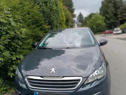 Grau Gebraucht 2014 Peugeot 308 Limousine | 4.898 € (Guter Preis)