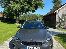 Grau Gebraucht 2019 Kia Ceed Sportswagon Sport Kombi | 14.800 € (Fairer Preis)