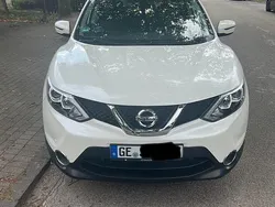 Weiß Gebraucht 2015 Nissan Qashqai Acenta SUV | 10.990 € (Guter Preis)