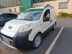 Weiß Gebraucht 2009 Peugeot Bipper Van / Kleinbus | 2.400 € (Guter Preis)