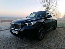 Schwarz Gebraucht 2025 BMW iX1 Comfort Edition SUV | 43.200 € (Superpreis)