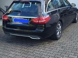 Schwarz Gebraucht 2017 Mercedes 220 Kombi | 12.700 € (Guter Preis)