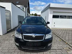 Black magic perleffect Gebraucht 2011 Skoda Octavia Family Kombi | 7.999 € (Fairer Preis)