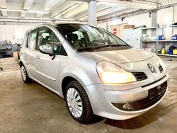 Silber Gebraucht 2008 Renault Grand Modus Van / Kleinbus | 2.699 € (Fairer Preis)