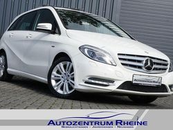 Weiß Gebraucht 2011 Mercedes B180 Van / Kleinbus | 9.500 € (Fairer Preis)