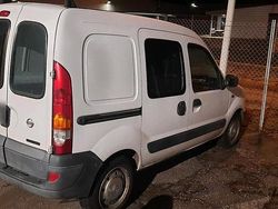 Weiß Gebraucht 2004 Nissan Kubistar Van | 650 €