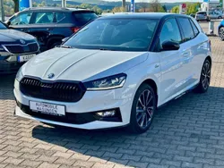 Weiß Gebraucht 2024 Skoda Fabia Monte Carlo Limousine | 21.995 € (Fairer Preis)