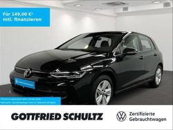 Schwarz Gebraucht 2024 VW Golf VIII Life Limousine | 22.510 € (Fairer Preis)