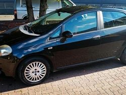 Schwarz Gebraucht 2006 Fiat Punto Kleinwagen | 1.000 € (Fairer Preis)