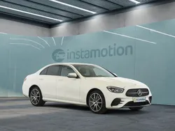Weiß Gebraucht 2021 Mercedes E300 AMG Limousine | 40.445 € (Etwas zu teuer)
