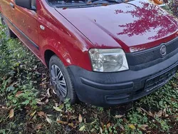 Rot Gebraucht 2009 Fiat Panda Kleinwagen | 1.300 €