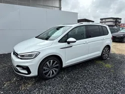 Weiss Neu 2025 VW Touran Family Van / Kleinbus | 42.663 € (Etwas zu teuer)